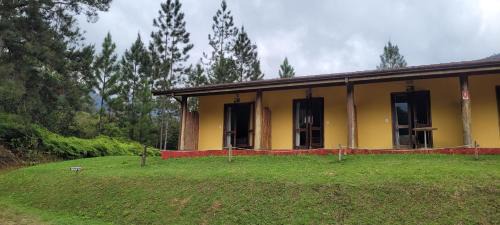 Maranduba Cabine | Pousada Ananda Parivara