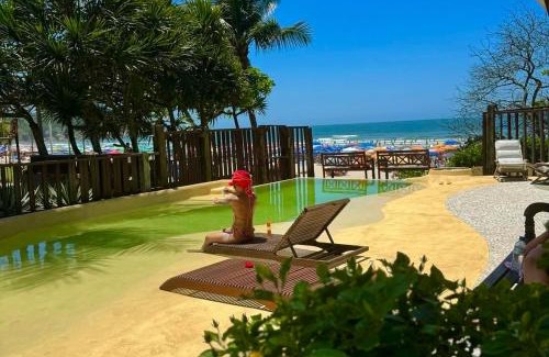 Tombo Hôtel | Pousada Casa Canoa - Pé na Areia & Alta Gastronomia