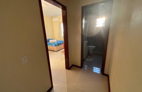 Elbio Vargas Maison | Pousada da Lari