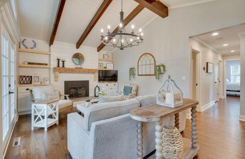 Powell Maison | Powell Home with Fire Pit - 5 Mi to Columbus Zoo!