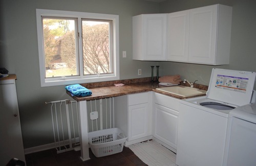 Powers Lake Maison | Powers Lake House- Sleeps 12:
