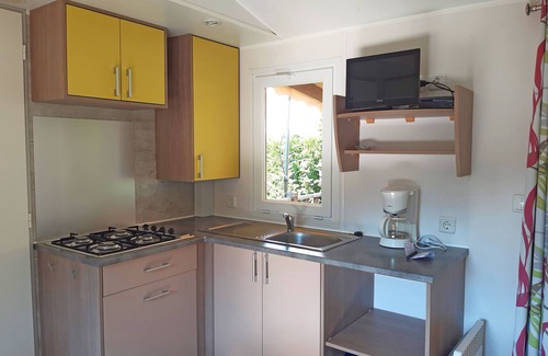 Les Moutiers-en-Retz Maison | Près de la plage | Mobil-home confort + TV