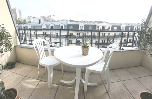 Issy-les-Moulineaux Copropriété | Près de L'ile St Germain, grand 3 Pièces ensoleillé Avec terrasse
