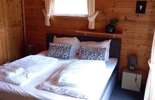 Wilsum Cabine | Prachtig Houten Chalet Middenin de Natuur. Geniet van uw Vakantie in Wilsum
