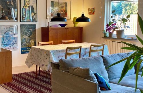 Vaster Maison | Practical and tasteful chain house in quiet area