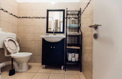 Netanya Appartement | Practical Kikar Netanya Apartment