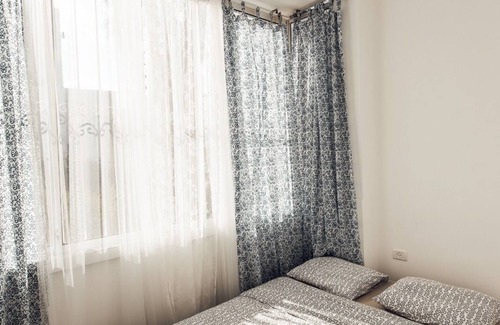 Netanya Appartement | Practical Kikar Netanya Apartment