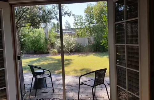 North Mountain Appartement | Practice Tiny House Living, with large gardens!