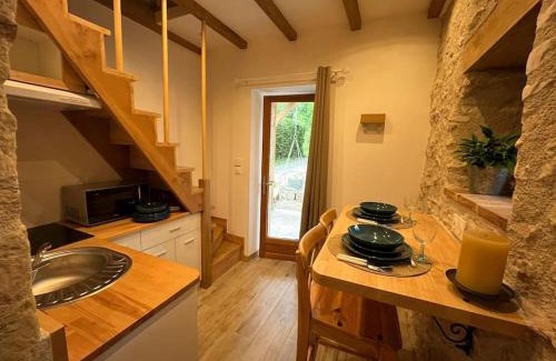 Castelnau-de-Levis Maison | Pradelles