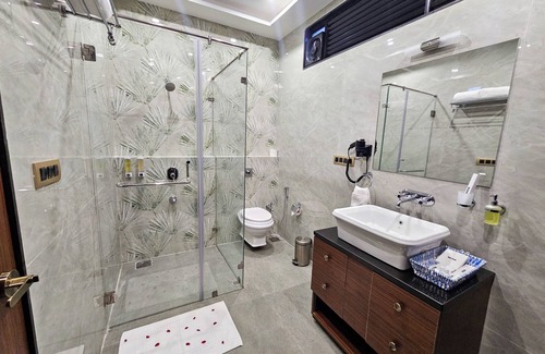 Pimpri - Chinchwad Station Balnéaire | Prana Resorts and Banquets