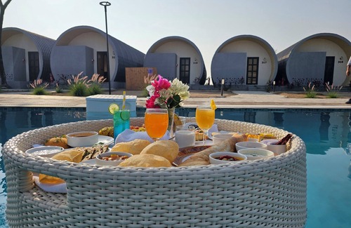 Una Hôtel | Praveg Beach Resort Ghoghla Diu