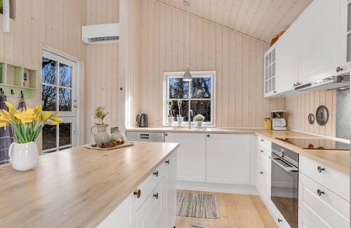 Borre Maison | "Preben" - 50m from the sea by Interhome