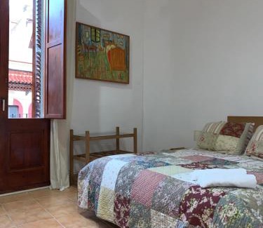 Figueres Appartement | Preciosa vivienda enorme y totalmente equipada en el centro de Figueres