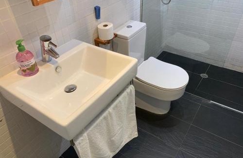 Pineda de Mar Appartement | Precioso apartamento en primera linea de mar Beautiful apartment on the first line of the sea