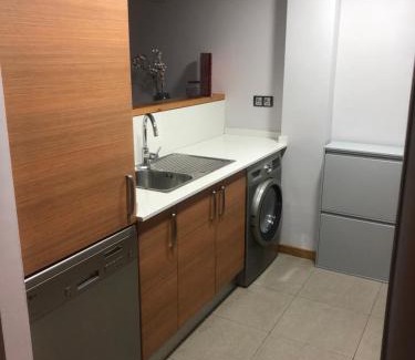 Sort Appartement | Precioso apartamento con piscina, ideal familias!