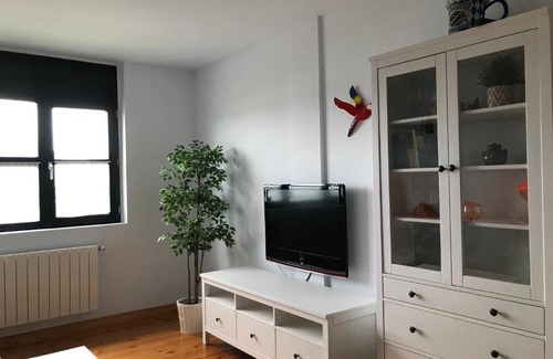 Colombres Appartement | Precioso duplex con piscina y vistas