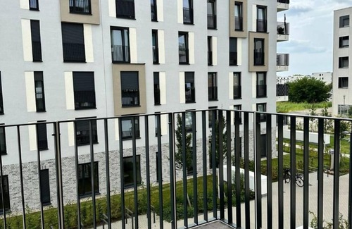 Schoenefeld Appartement | Precious Airport Sta