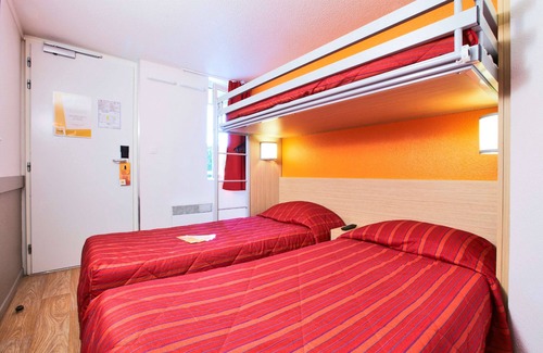 Saint-Cyr-l'Ecole Hôtel | Première Classe Versailles - St Cyr l'Ecole