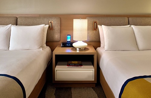 Downtown Portland Hôtel | Premier Double Queen Suite with Modern Comforts in Downtown Portland, 2 Units