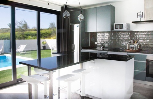 Ericeira Appartement | Premier Palaca: ground floor, walk to reserve, Riberira d'IIlas, town of Ribamar