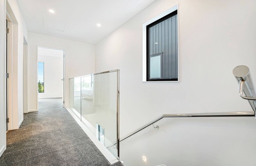 Auckland Central Business District Maison | Premier Parkview 3-Bedroom House with Garage Unit 33