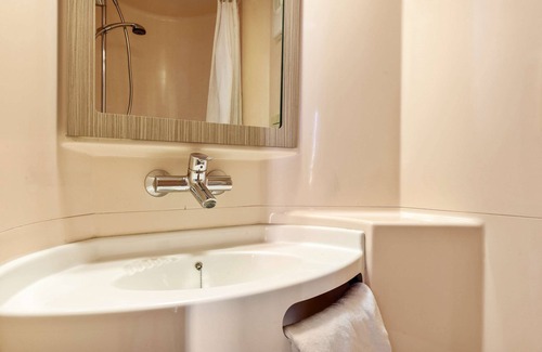 Plaisir Hôtel | Premiere Classe Plaisir