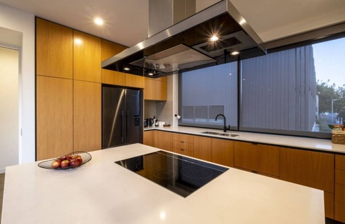 Christchurch City Centre Appartement | Premium City 3bed Apartment with Gated 2 car parks