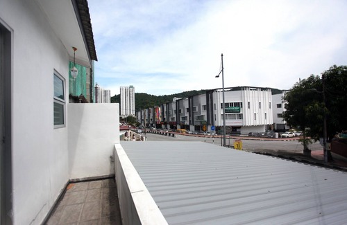 Air Itam Maison | PREMIUM Deluxe RoomS near PG HILL(Dual Key System)