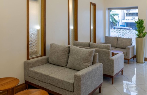 Mombasa Hôtel | Premium Inn
