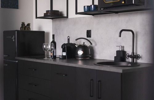 Smichov Appartement | Premium Smichov City Elite: Chic Industrial Suite