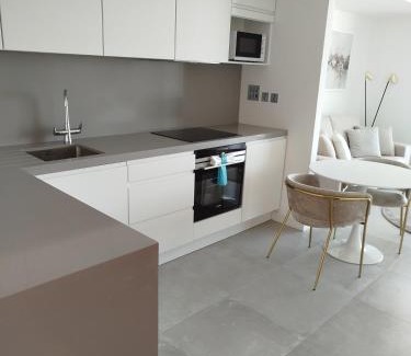 Gibraltar Appartement | Premium Studio with Sea Views and Pool