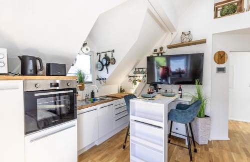 Neusatz Appartement | Premium Suite - Waldblick - Balkon - Schwarzwald