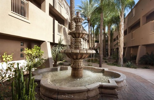 North Scottsdale Villa | Évadez-vous au soleil de Scottsdale pour le golf, l'entraînement de printemps ou simplement vous détendre au bord de la piscine