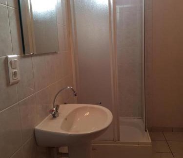 Laval-sur-Luzege Maison | Presbytere