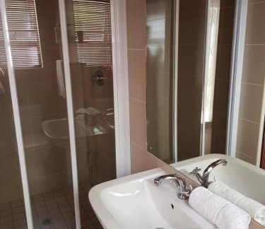 Potchefstroom Maison | Presidensie Guest Rooms