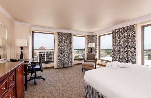 Downtown Springfield Hôtel | President Abraham Lincoln Springfield - DoubleTree by Hilton