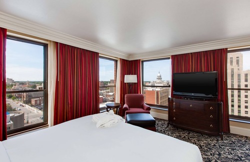 Downtown Springfield Hôtel | President Abraham Lincoln Springfield - DoubleTree by Hilton