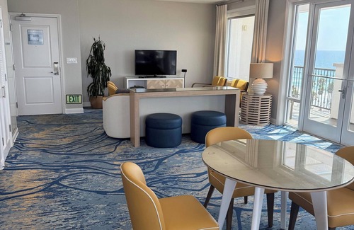 Townsite Hôtel | Presidential Suite - 4-bedroom awesome hotel suite in fabulous Oceanside