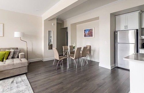 Smiths Falls Appartement | Presidential Suite