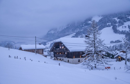 Praz-sur-Arly Autre | Location prestige près de Megève avec services personnalisés. Charme, détente.