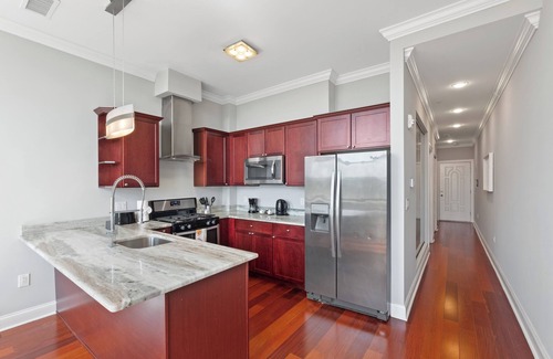 Olde Kensington Appartement | Prestigious 1BR w/ Rooftop Pool