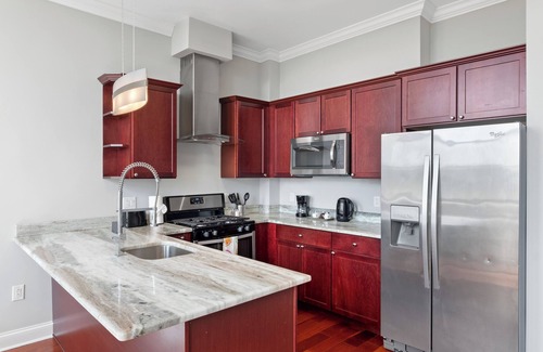 Olde Kensington Appartement | Prestigious 1BR w/ Rooftop Pool