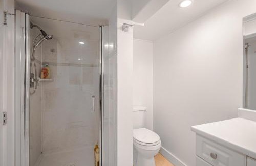 West Point Grey Appartement | Prestigious 2 Bedrooms 2 Baths in West Point Grey