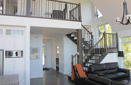 Saint-Joseph-de-la-Rive Maison | Prestigieux chalet 5 chambres offrant une vue imprenable sur le St-Laurent