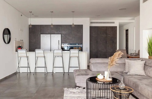 Bat Yam Appartement | Prestigious penthouse in a luxury tower