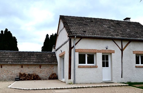 La Ferte-Saint-Cyr Maison | Pretty house at the gates of Chambord
