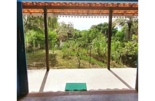 Morere Maison | Pretty house nestled on top of a small hill, 5 minutes from the beach.