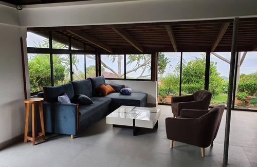 Tahiti Maison | Pretty house ocean and Moorea view