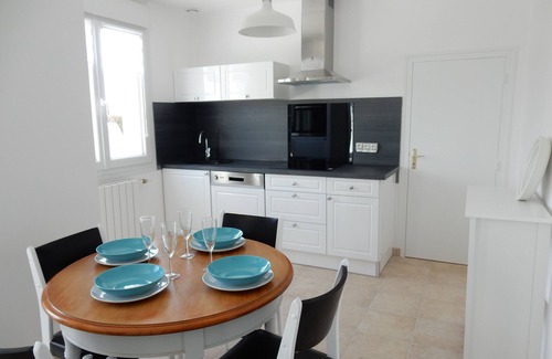 Plozevet Maison | Jolie petite maison à 1 km de la mer avec vue sur mer & classée 3 étoiles