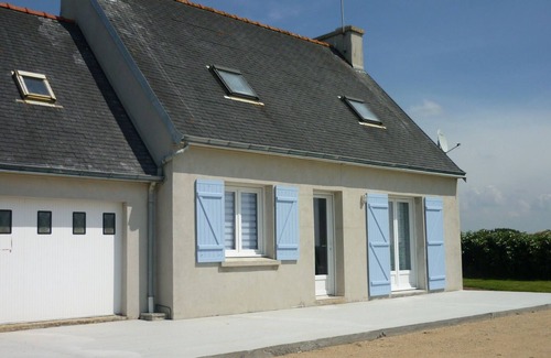 Plozevet Maison | Jolie petite maison à 1 km de la mer avec vue sur mer & classée 3 étoiles